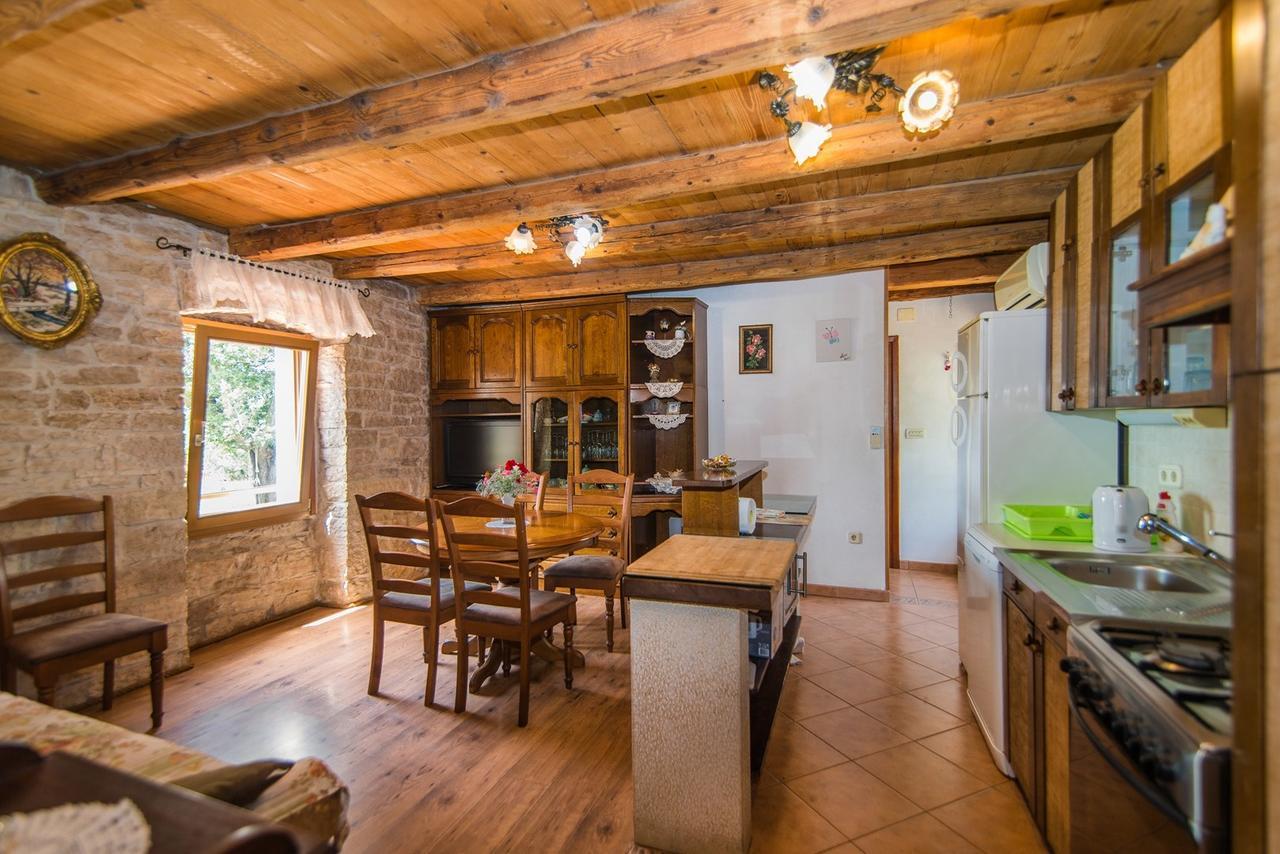 Apartment Nilda Valdi Sabadin エクステリア 写真