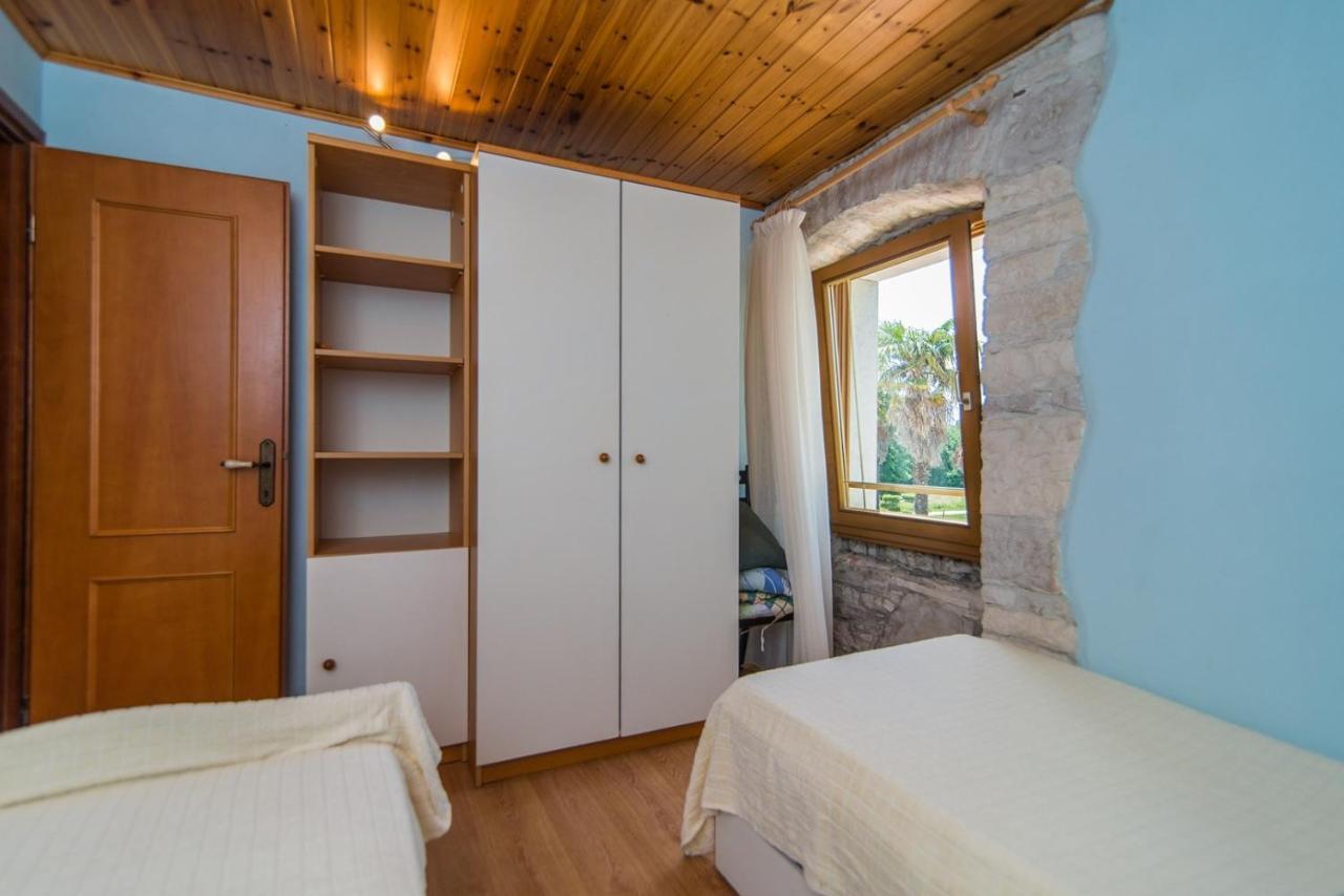 Apartment Nilda Valdi Sabadin エクステリア 写真